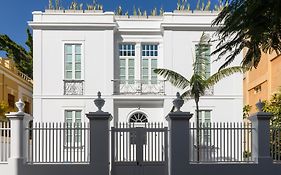 The Park Suites By Ires Lar